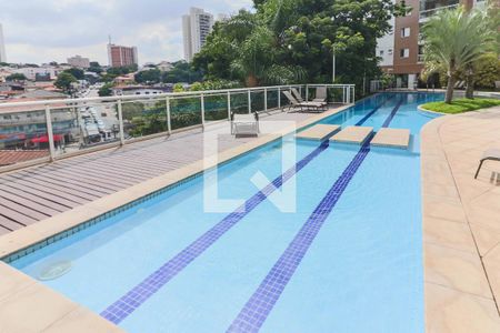Apartamento à venda com 128m², 3 quartos e 2 vagas Apartamento à venda com 128m², 3 quartos e 2 vagasÁrea comum - Piscina
