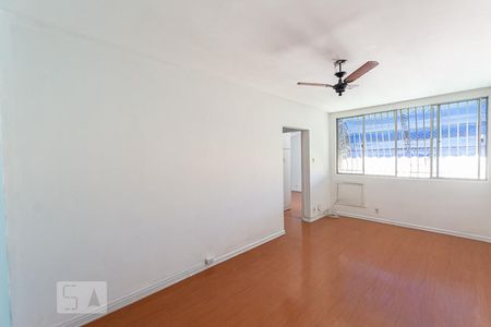 Sala de apartamento à venda com 3 quartos, 87m² em Fonseca, Niterói