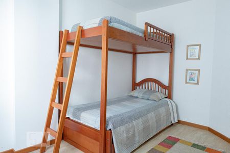 Apartamento para alugar com 125m², 3 quartos e 2 vagasQuarto 2