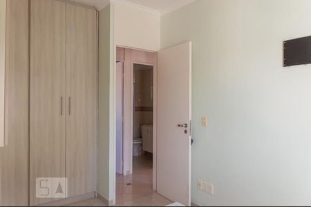 Quarto 1 de apartamento para alugar com 3 quartos, 68m² em Baeta Neves, São Bernardo do Campo