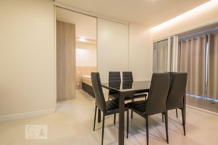 Sala de kitnet/studio para alugar com 1 quarto, 48m² em Vila Gertrudes, São Paulo