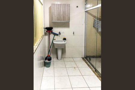 Casa à venda com 135m², 3 quartos e 2 vagas Casa à venda com 135m², 3 quartos e 2 vagasÁrea de Serviço