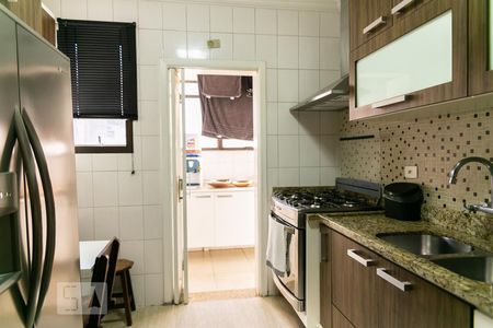 Apartamento à venda com 111m², 3 quartos e 3 vagas Apartamento à venda com 111m², 3 quartos e 3 vagasCozinha