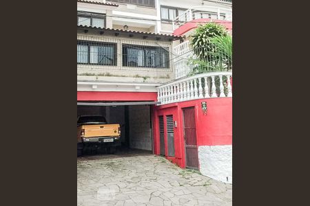 Casa de condomínio para alugar com 220m², 3 quartos e 2 vagasFachada