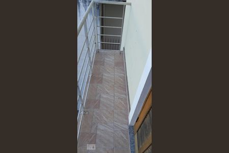 Casa à venda com 119m², 3 quartos e 2 vagas Casa à venda com 119m², 3 quartos e 2 vagasVaranda