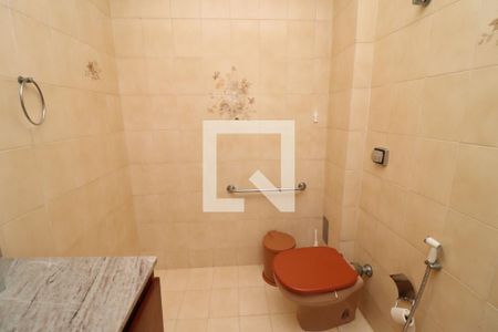 Apartamento à venda com 120m², 3 quartos e 3 vagasBanheiro Social