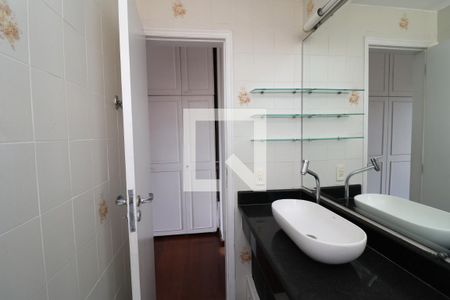 Apartamento à venda com 120m², 3 quartos e 3 vagasBanheiro da Suíte