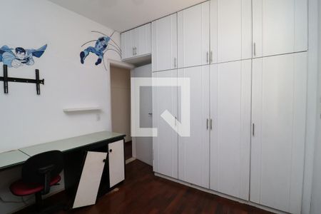 Apartamento à venda com 120m², 3 quartos e 3 vagasQuarto 2