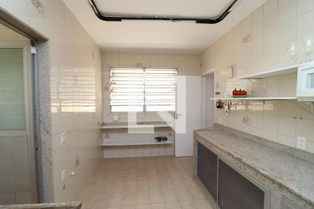 Apartamento à venda com 120m², 3 quartos e 3 vagasCozinha