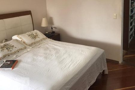 Apartamento à venda com 210m², 4 quartos e 4 vagasQuarto