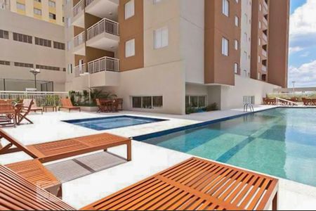 Apartamento à venda com 69m², 3 quartos e 2 vagas Apartamento à venda com 69m², 3 quartos e 2 vagasÁrea comum - Piscina