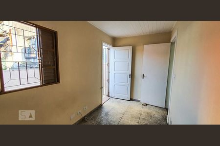 Quarto 2 de casa para alugar com 2 quartos, 80m² em Água Branca, São Paulo