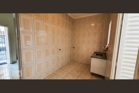 Cozinha de casa para alugar com 2 quartos, 80m² em Água Branca, São Paulo