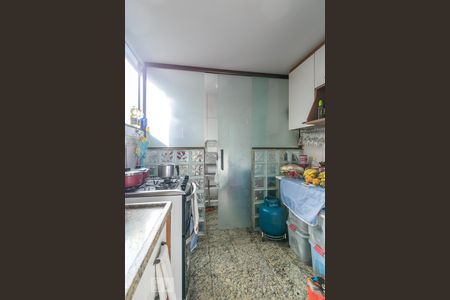 Apartamento à venda com 60m², 2 quartos e sem vagaCozinha - Divisória de vidro