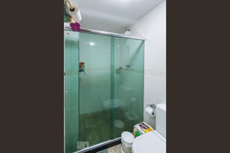 Apartamento à venda com 60m², 2 quartos e sem vagaBanheiro Social - Box de vidro