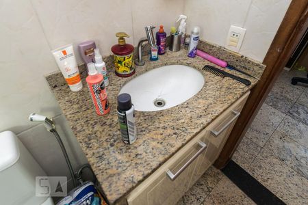 Apartamento à venda com 60m², 2 quartos e sem vagaBanheiro da Suíte - Detalhe da pia