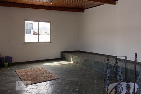 Apartamento à venda com 205m², 4 quartos e 2 vagas Apartamento à venda com 205m², 4 quartos e 2 vagasSala 2