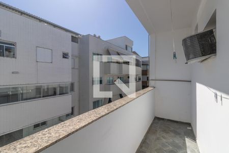 Apartamento à venda com 205m², 4 quartos e 2 vagas Apartamento à venda com 205m², 4 quartos e 2 vagasSuíte - Varanda