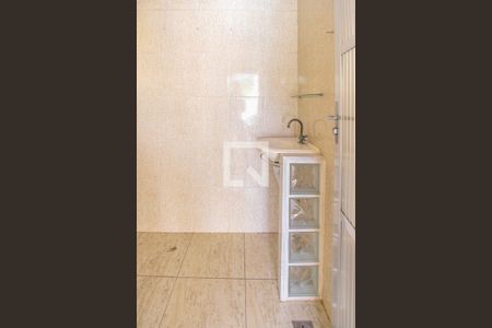 Casa de condomínio à venda com 486m², 5 quartos e 2 vagas Casa de condomínio à venda com 486m², 5 quartos e 2 vagasLavabo 2