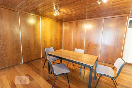 Casa à venda com 400m², 3 quartos e 4 vagas Casa à venda com 400m², 3 quartos e 4 vagasCloset da suíte 3