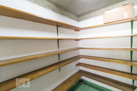 Casa à venda com 400m², 3 quartos e 4 vagas Casa à venda com 400m², 3 quartos e 4 vagasDespensa