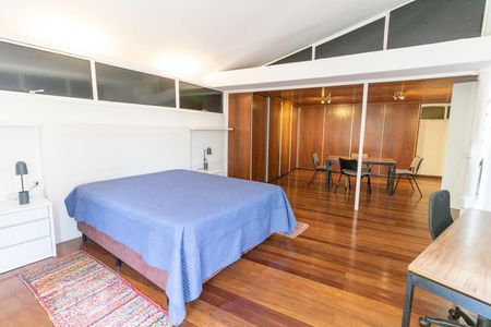 Casa à venda com 400m², 3 quartos e 4 vagas Casa à venda com 400m², 3 quartos e 4 vagasSuíte 3