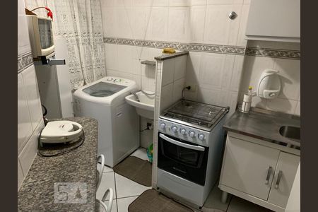 Cozinha de apartamento para alugar com 2 quartos, 55m² em Jacarepaguá, Rio de Janeiro