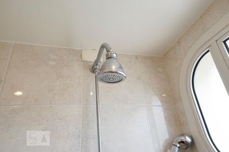 Apartamento à venda com 160m², 4 quartos e 3 vagas Apartamento à venda com 160m², 4 quartos e 3 vagasDetalhe banheiro social