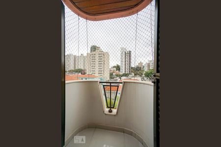 Apartamento à venda com 160m², 4 quartos e 3 vagas Apartamento à venda com 160m², 4 quartos e 3 vagasvaranda