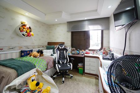 Apartamento à venda com 160m², 4 quartos e 3 vagas Apartamento à venda com 160m², 4 quartos e 3 vagasQuarto 03