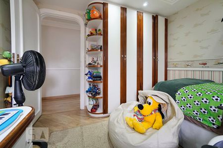 Apartamento à venda com 160m², 4 quartos e 3 vagas Apartamento à venda com 160m², 4 quartos e 3 vagasQuarto 03