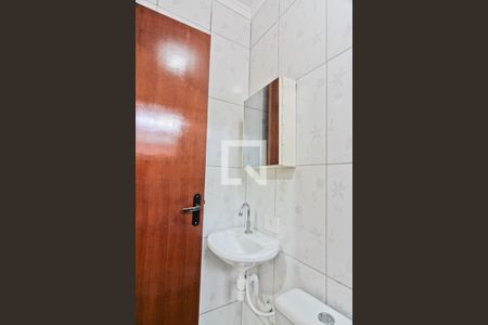 Casa para alugar com 32m², 1 quarto e sem vaga Casa para alugar com 32m², 1 quarto e sem vagaBanheiro