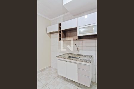 Casa para alugar com 32m², 1 quarto e sem vaga Casa para alugar com 32m², 1 quarto e sem vagaCozinha