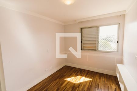 Apartamento à venda com 74m², 2 quartos e 1 vagaQuarto 2