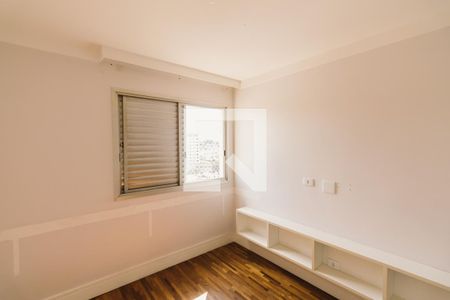 Apartamento à venda com 74m², 2 quartos e 1 vagaQuarto 2
