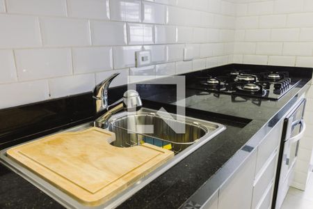 Apartamento à venda com 74m², 2 quartos e 1 vagaCozinha Pia