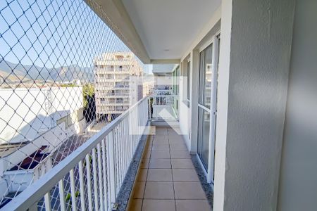 Apartamento à venda com 62m², 2 quartos e 1 vaga Apartamento à venda com 62m², 2 quartos e 1 vagavaranda