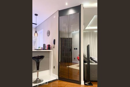 Sala  de apartamento à venda com 3 quartos, 80m² em Vila Olímpia, São Paulo