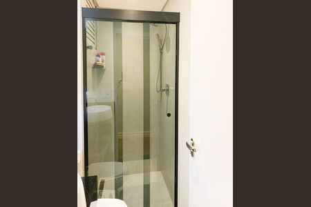 Apartamento à venda com 80m², 3 quartos e 1 vaga Apartamento à venda com 80m², 3 quartos e 1 vagaBanheiro 2