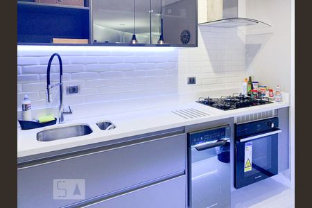 Apartamento à venda com 80m², 3 quartos e 1 vaga Apartamento à venda com 80m², 3 quartos e 1 vagaCozinha