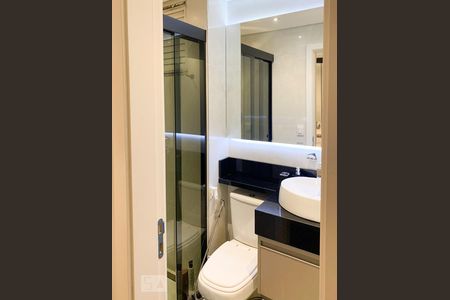 Apartamento à venda com 80m², 3 quartos e 1 vaga Apartamento à venda com 80m², 3 quartos e 1 vagaBanheiro Suíte
