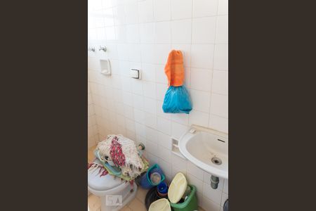 Apartamento à venda com 109m², 3 quartos e 1 vaga Apartamento à venda com 109m², 3 quartos e 1 vagaBanheiro de Serviço