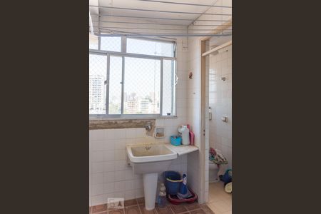 Apartamento à venda com 109m², 3 quartos e 1 vaga Apartamento à venda com 109m², 3 quartos e 1 vagaArea de serviço