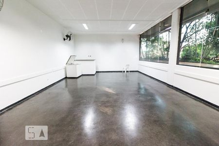 Apartamento à venda com 72m², 2 quartos e sem vagaÁrea comum - Salão de festas