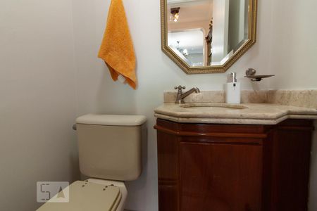 Lavabo de apartamento para alugar com 4 quartos, 117m² em Indianópolis, São Paulo