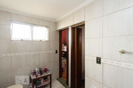 Casa à venda com 450m², 3 quartos e 3 vagas Casa à venda com 450m², 3 quartos e 3 vagasBanheiro Social