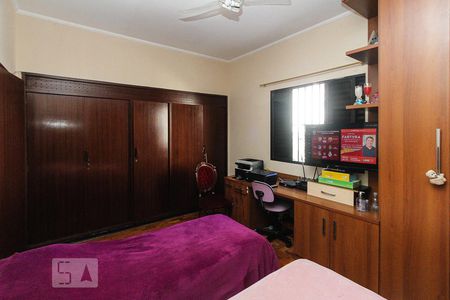 Casa à venda com 450m², 3 quartos e 3 vagas Casa à venda com 450m², 3 quartos e 3 vagasQuarot 01