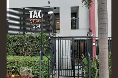 Apartamento à venda com 50m², 2 quartos e 1 vagaFachada