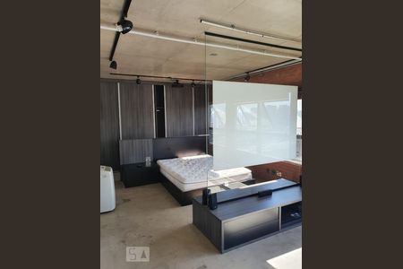 Studio à venda com 70m², 1 quarto e 1 vaga Studio à venda com 70m², 1 quarto e 1 vagaQuarto