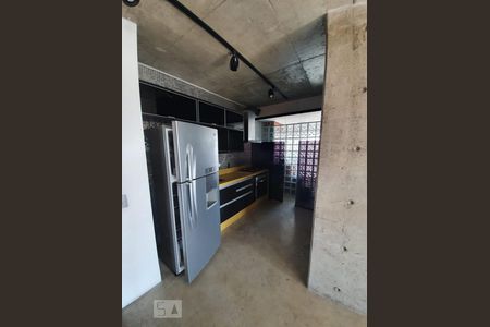 Cozinha de kitnet/studio para alugar com 1 quarto, 70m² em Jardim Fonte do Morumbi, São Paulo